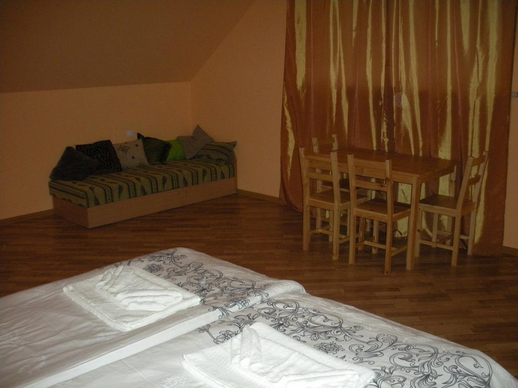 Arsenal Hotel Daugavpils Værelse billede
