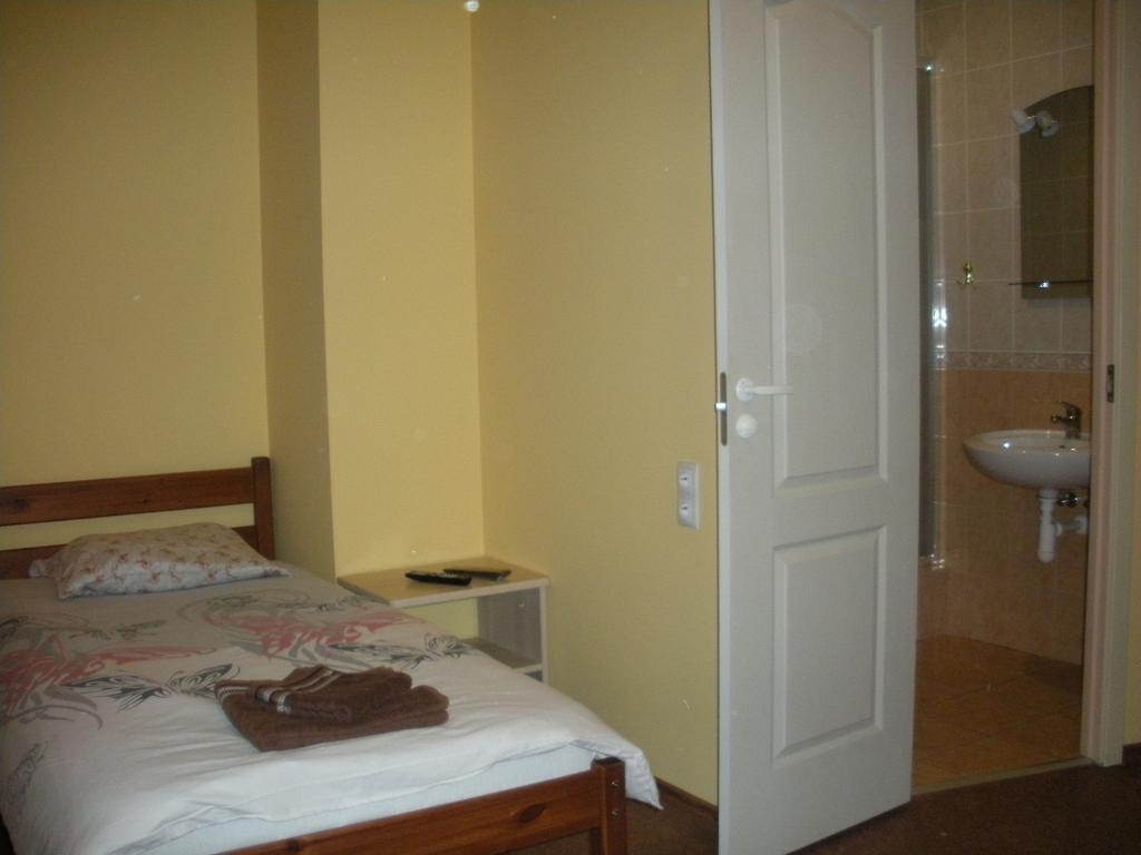 Arsenal Hotel Daugavpils Værelse billede