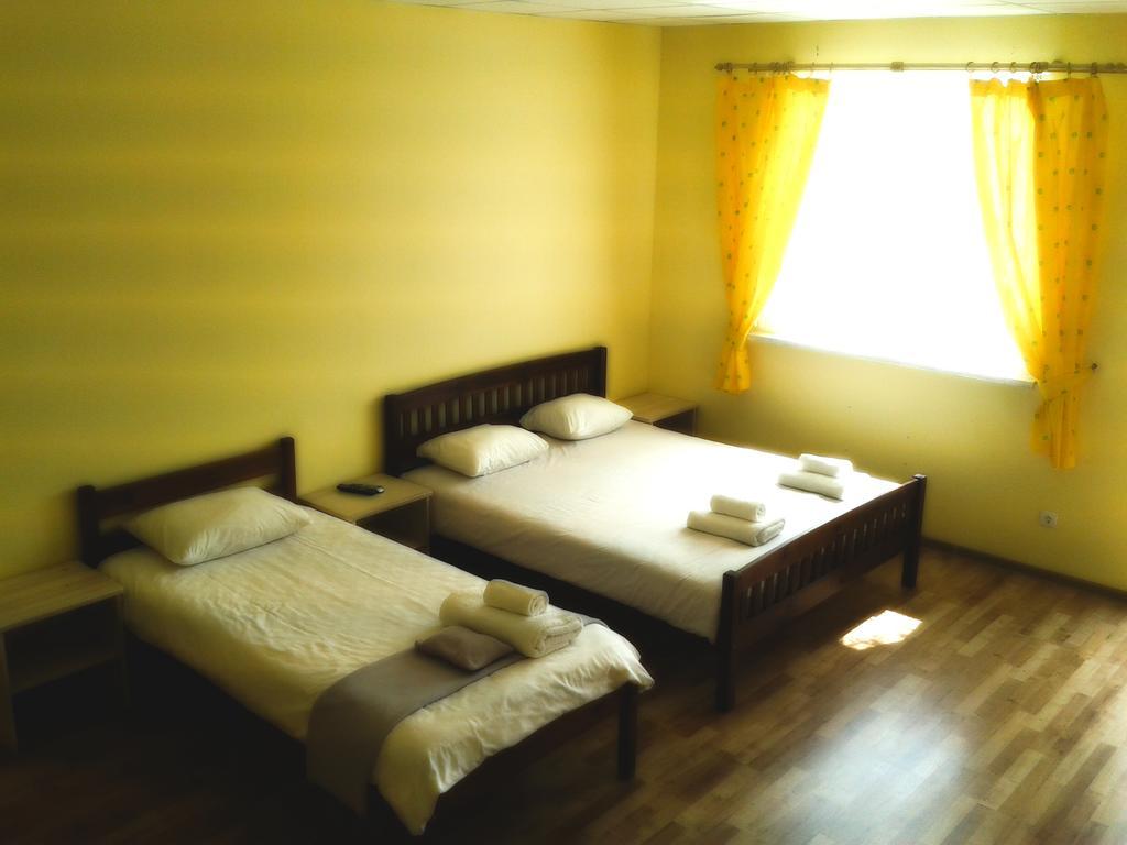 Arsenal Hotel Daugavpils Eksteriør billede
