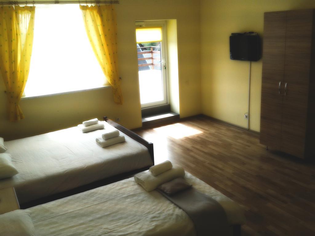 Arsenal Hotel Daugavpils Eksteriør billede