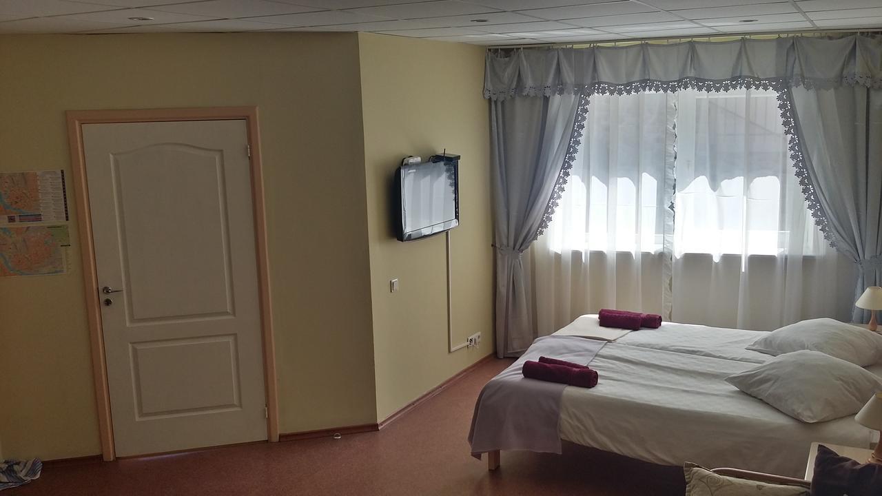 Arsenal Hotel Daugavpils Eksteriør billede